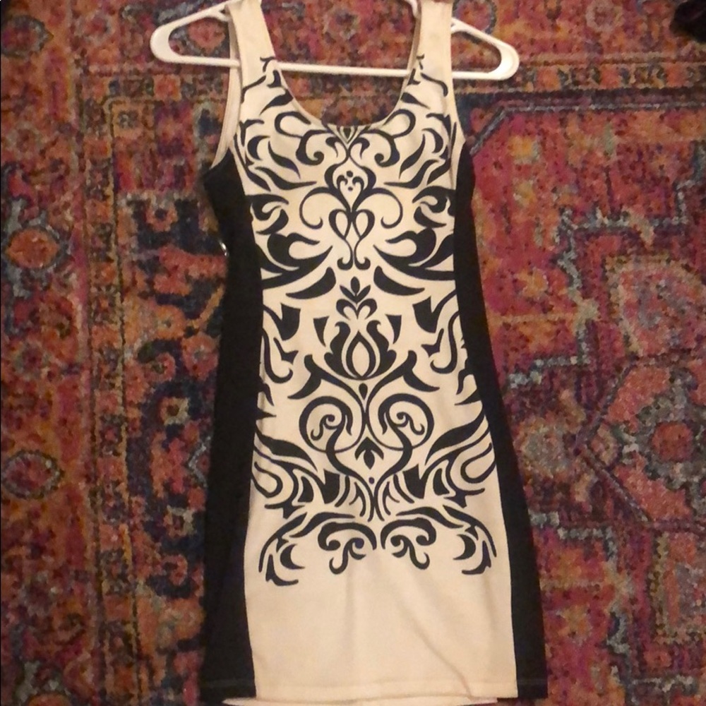 Sexy dress for a night out with the girls!